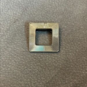 Beautiful Vintage Lieba USA Silvertone Open Square Scarf Clip